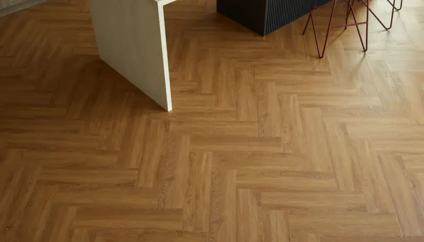 Montaż paneli winylowych na klik: Zrób to sam i oszczędź!